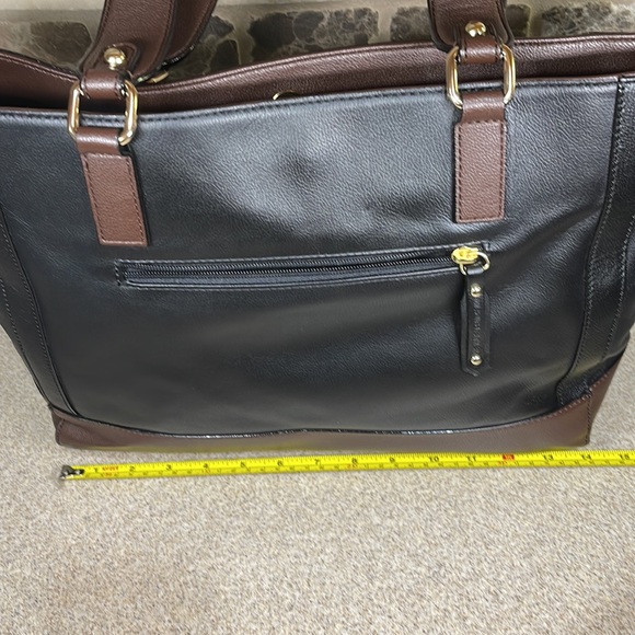 Wilson’s Leather onyx/brown PURSE 14” wide x 10” Tall. - Picture 10 of 16